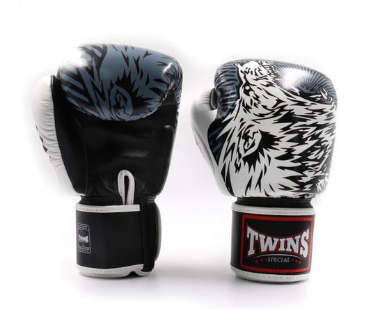 Special FBGV-50 Wolf White Fancy Muay Thai Style