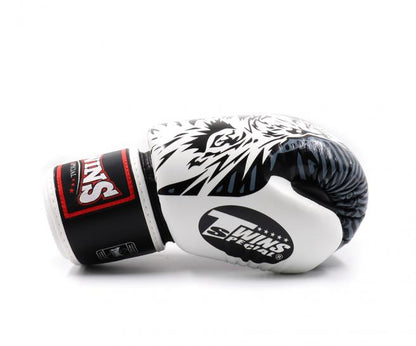 Special FBGV-50 Wolf White Fancy Muay Thai Style