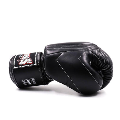 Muay Thai Boxing Gloves - Jet Black