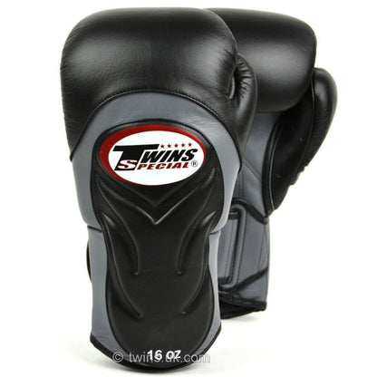 Pro  Muay Thai Deluxe Sparring Gloves - Black