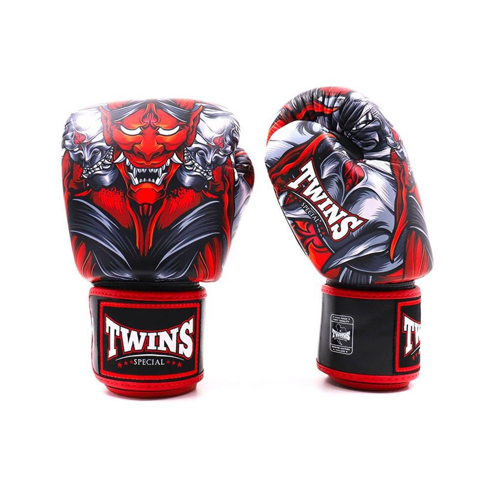 Kabuki Muay Thai Boxing Gloves - Black/Red