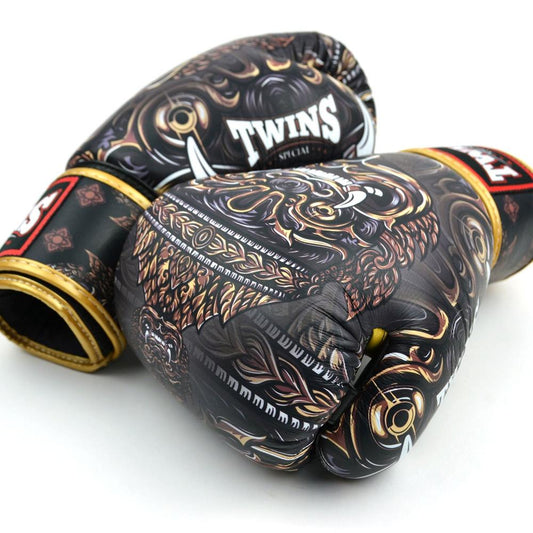 Muay Thai Yakthai Boxing Gloves - Black/Gold